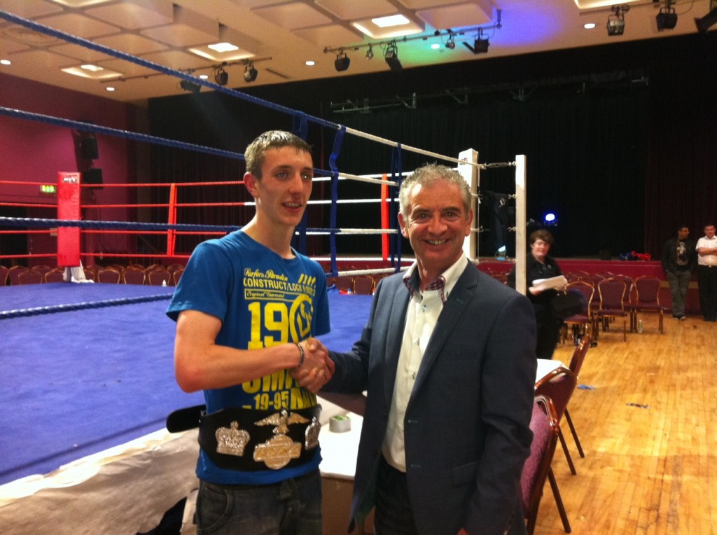 Sean Brett Congratulates Kickboxing Kings Winner